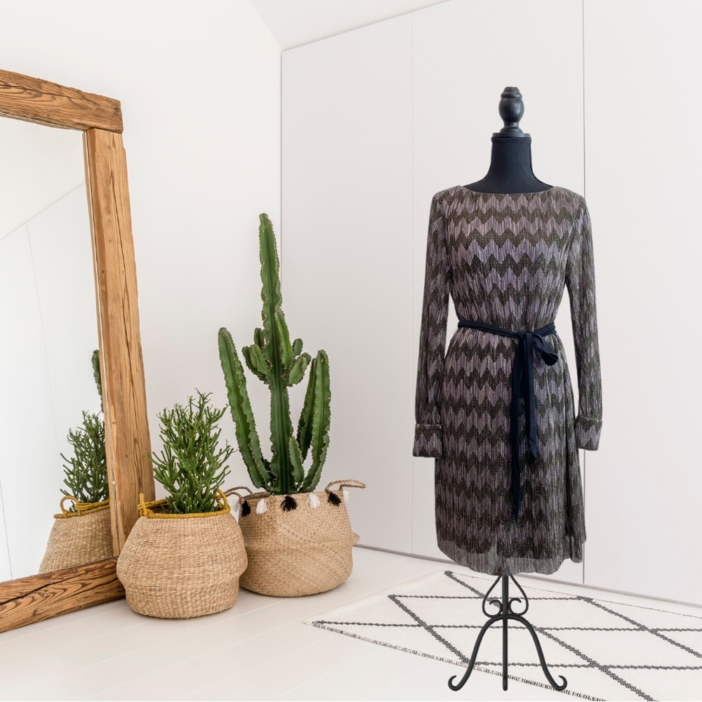 Banana Republic Long Sleeve Metallic Chevron Shift Dress